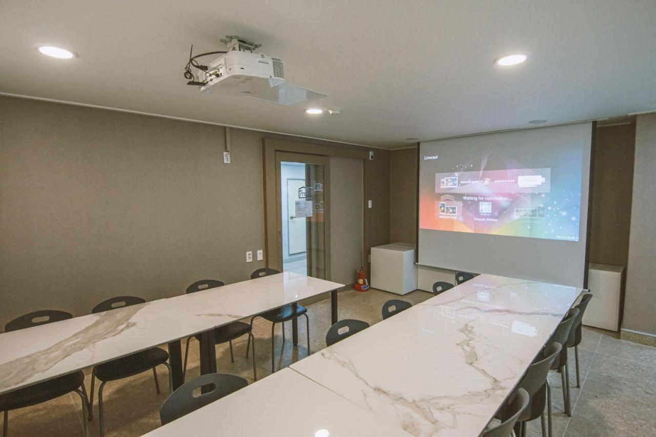 Iam Residence Busan Bagian luar foto