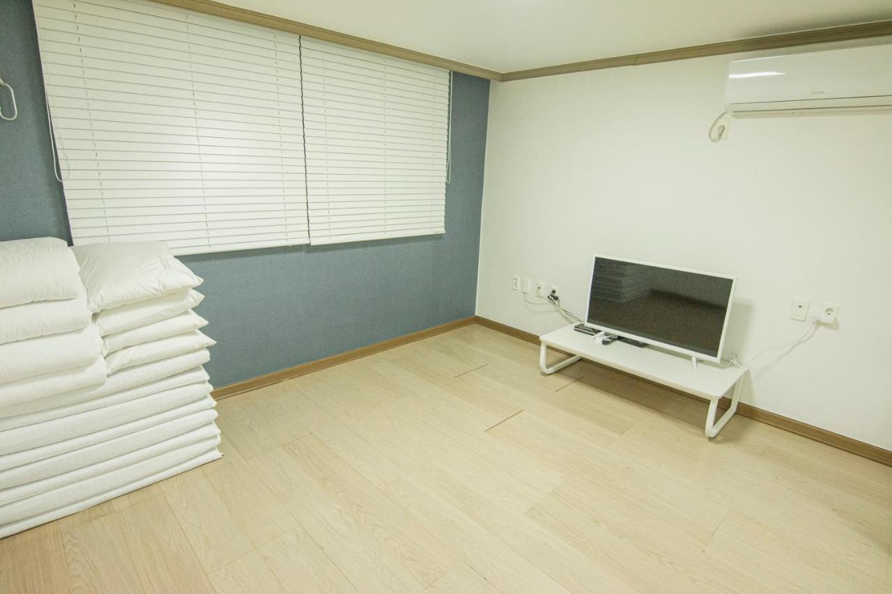 Iam Residence Busan Bagian luar foto