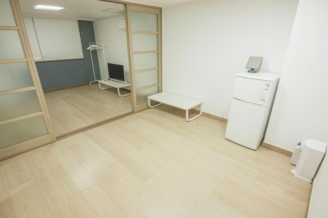 Iam Residence Busan Bagian luar foto