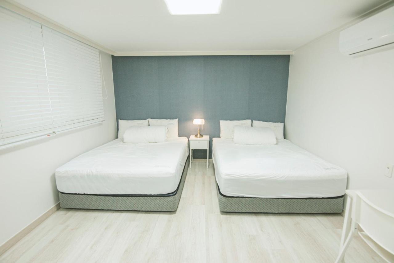 Iam Residence Busan Bagian luar foto