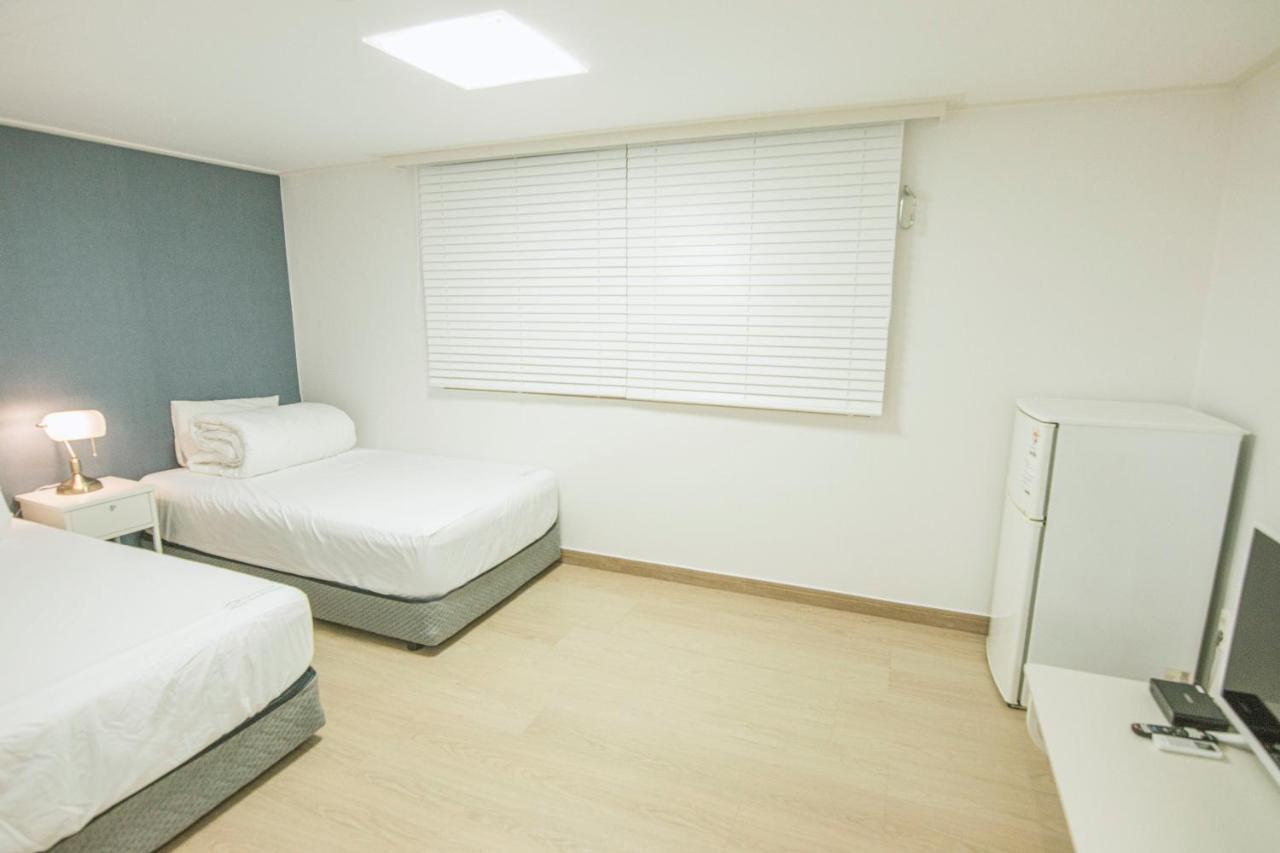 Iam Residence Busan Bagian luar foto