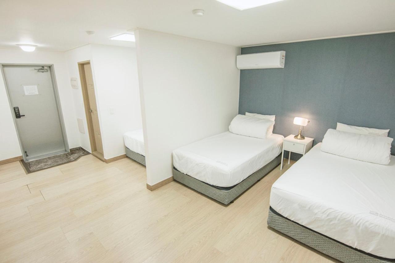 Iam Residence Busan Bagian luar foto